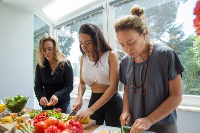 women partake in residential eating disorder treatment